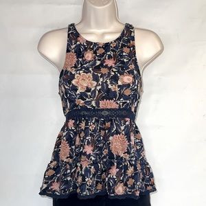 $10 🌸 Floral Tank ~ American Eagle Outfitters ~ Navy Blue W Lace & Floral ~ EUC